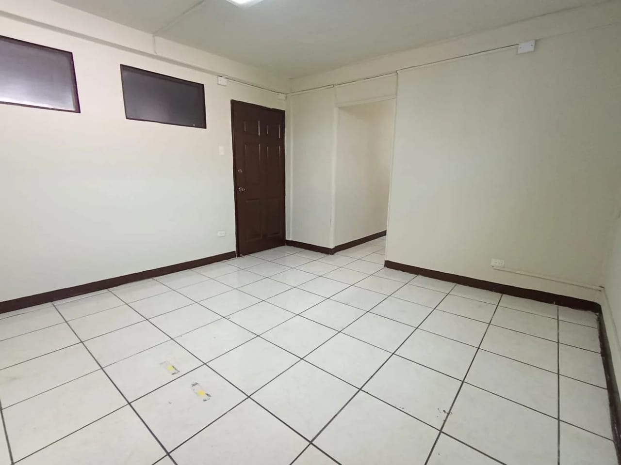 🏢 OFICINA EN RENTA - ZONA 10 — foto 2 de 7