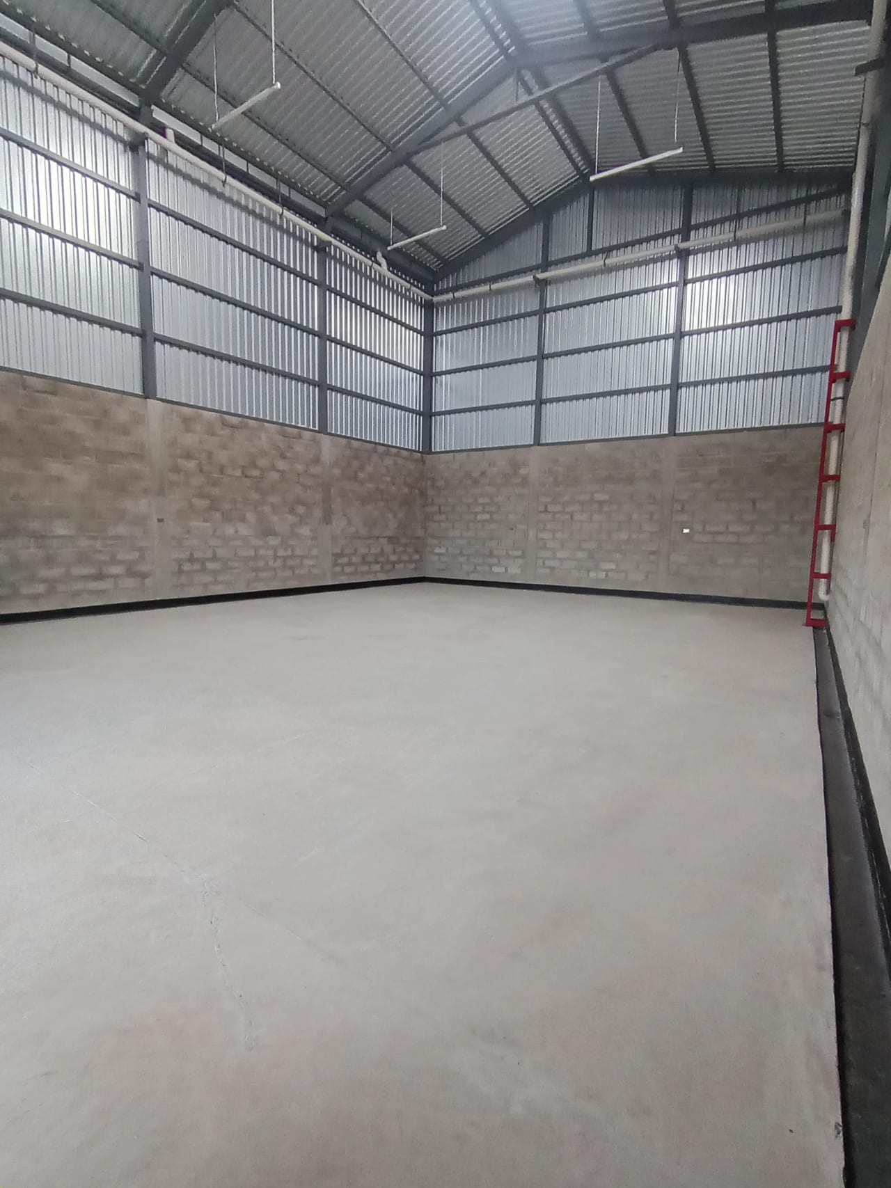 Bodega Versátil de 130 m² | En Complejo Industrial, San Andrés Itzapa Chimaltenango — foto 3 de 6