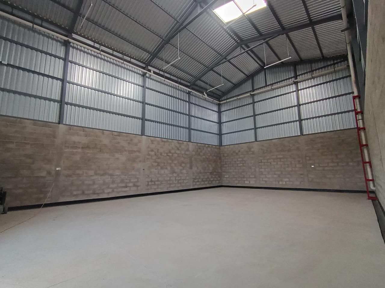 Bodega Versátil de 130 m² | En Complejo Industrial, San Andrés Itzapa Chimaltenango — foto 4 de 6