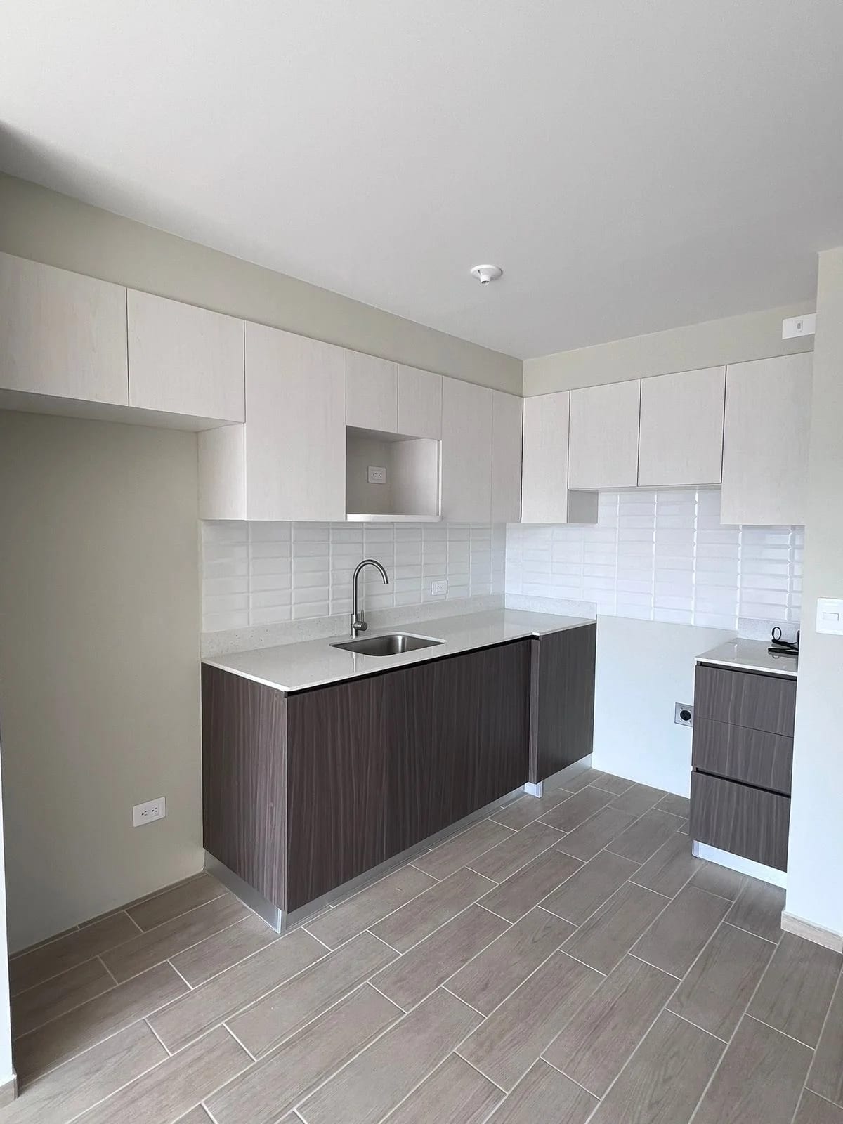 VENTA/RENTA APARTAMENTO ZONA 12 — foto 7 de 9