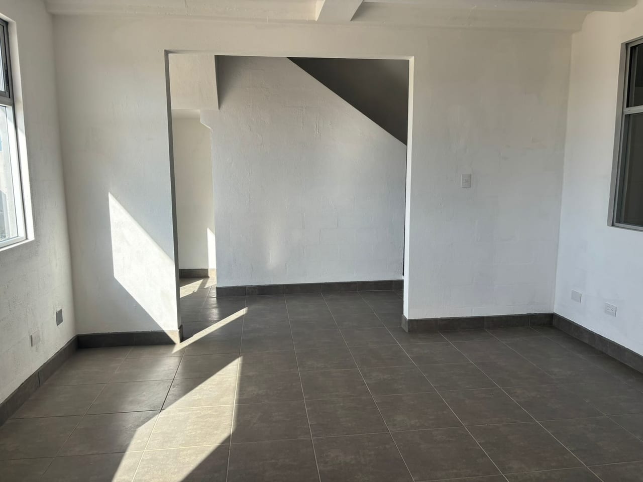 ¡Últimas Unidades de 950 m²! Bodegas en Hub Anexa Cocales (Cruce CA-2 / CA-9) — foto 9 de 11
