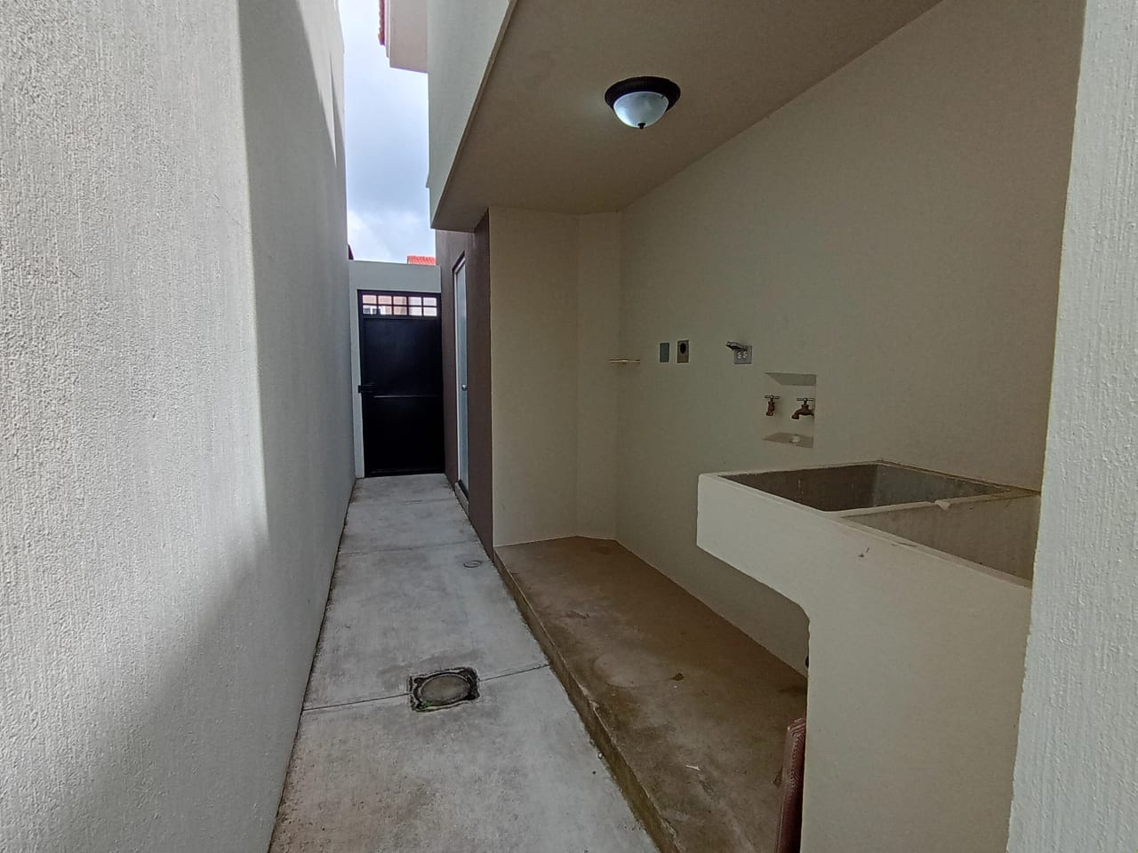 Casa en renta en condominio Alamedas de Santo Domingo, Fraijanes — foto 10 de 17