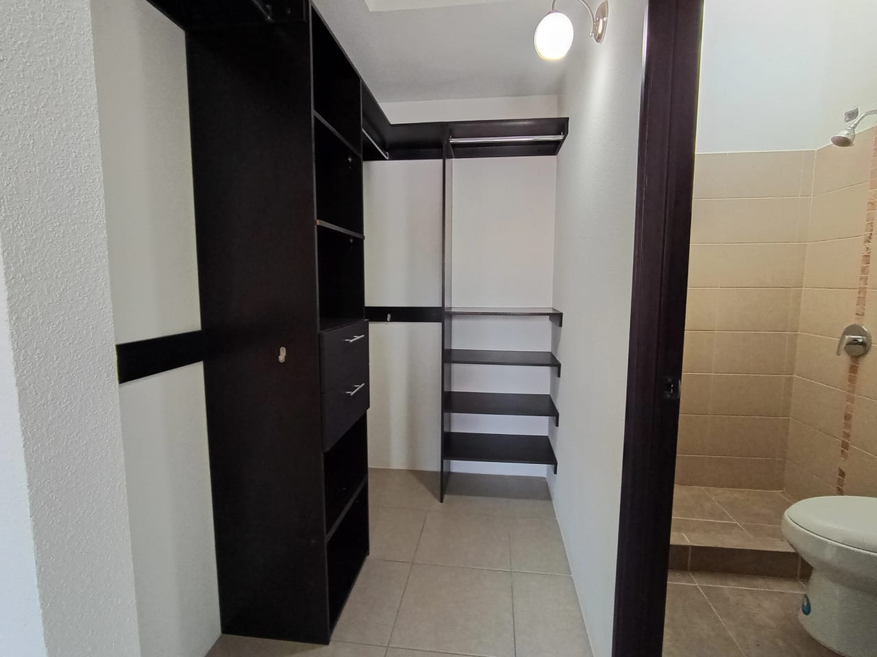 Casa en renta en condominio Alamedas de Santo Domingo, Fraijanes — foto 14 de 17