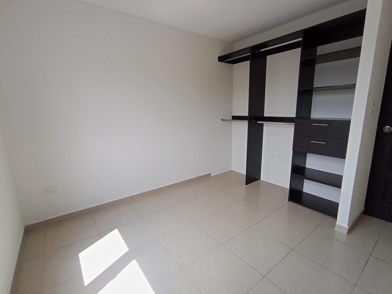 Casa en renta en condominio Alamedas de Santo Domingo, Fraijanes — foto 16 de 17