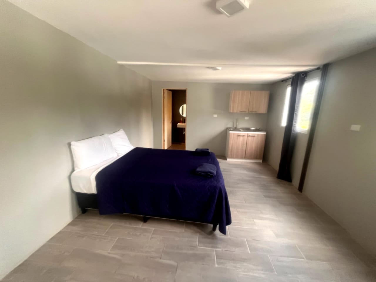 Apartamento Amueblado en Renta | Santander Zona 10 — foto 4 de 13