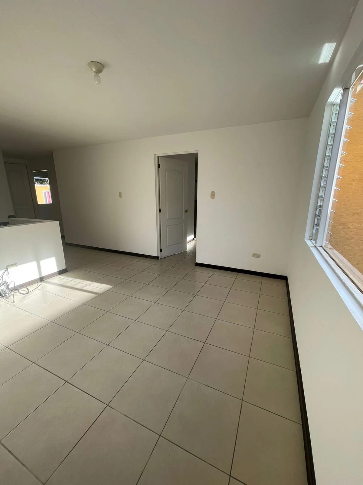 Casa en Venta en Bosques de San Marino, Ciudad San Cristobal, zona 8 de Mixco — foto 6 de 14