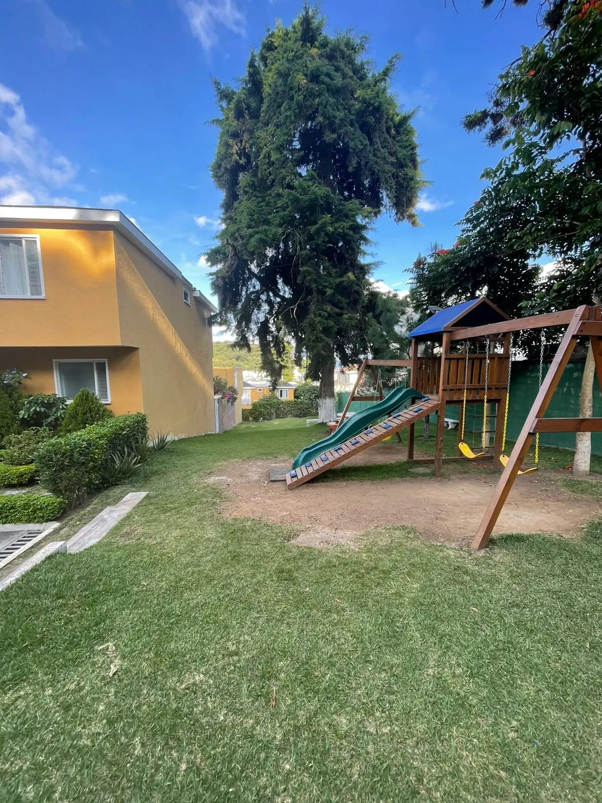 Casa en Venta en Bosques de San Marino, Ciudad San Cristobal, zona 8 de Mixco — foto 12 de 14