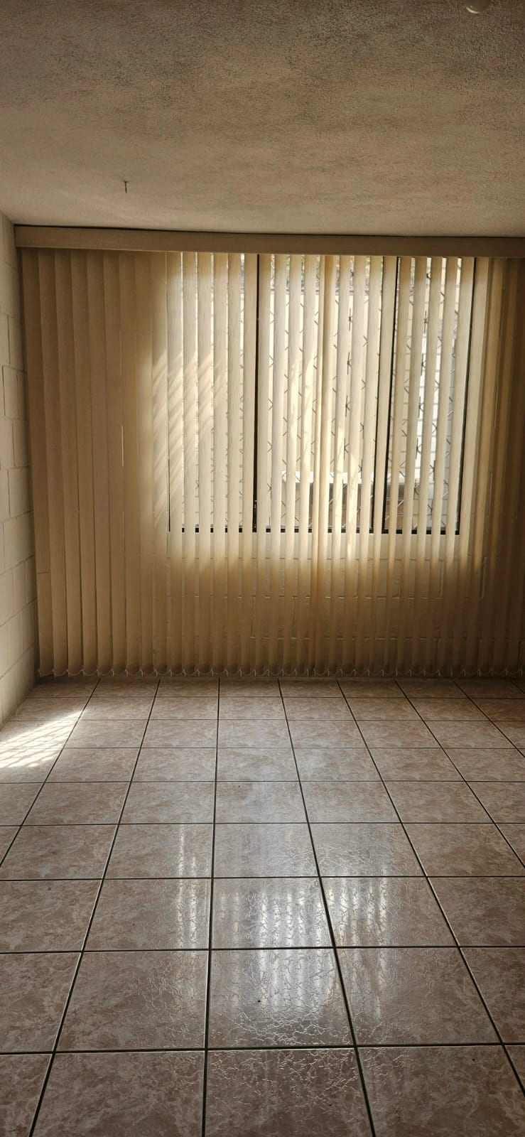 Casa amplia en venta zona 2 de Mixco — foto 2 de 12
