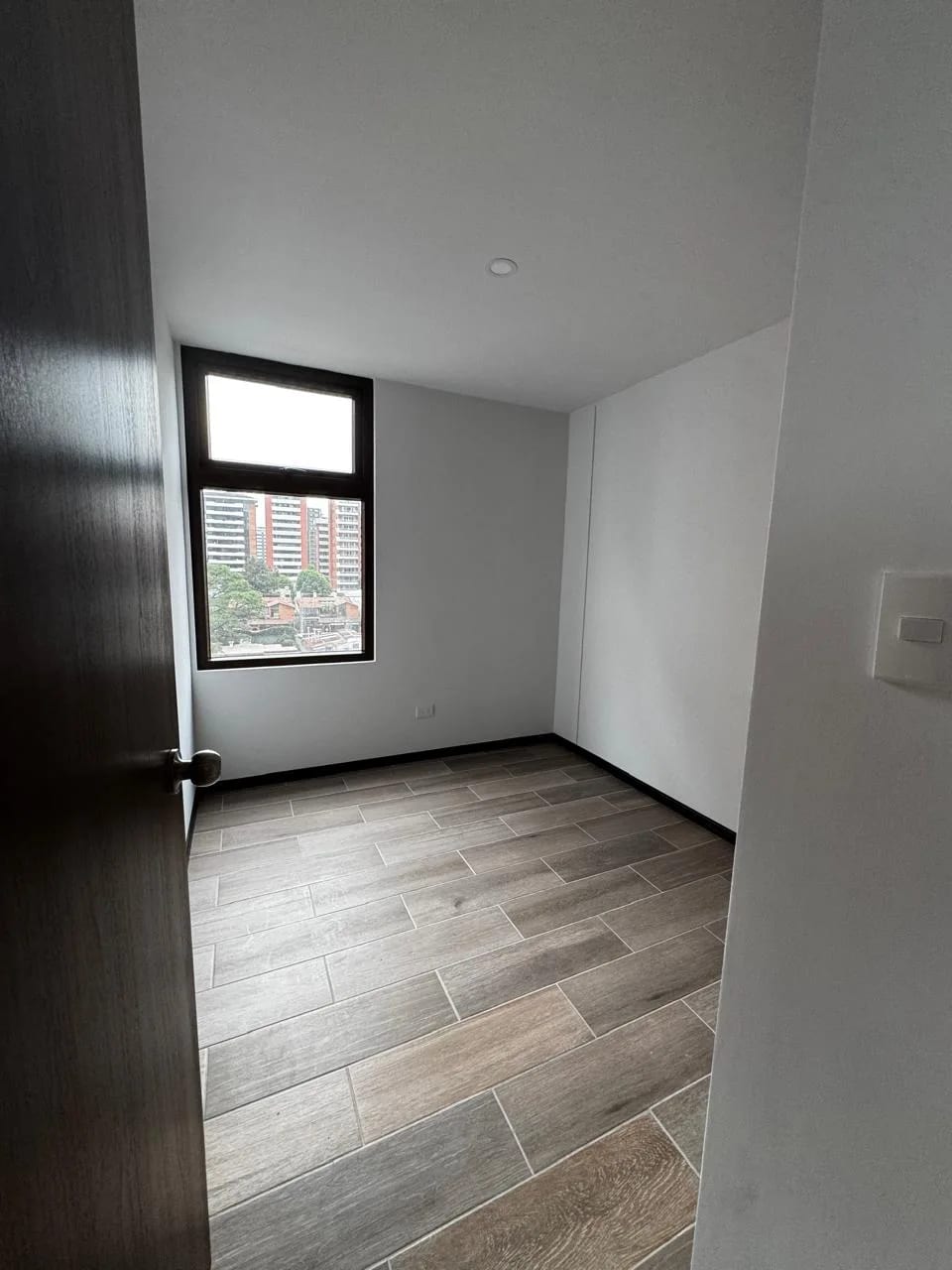 🏢 Apartamento en Renta – Biko Apartamentos, Zona 10 — foto 6 de 14