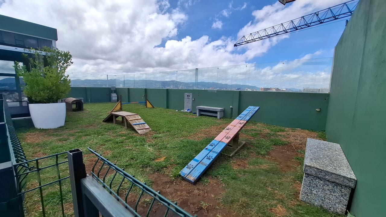 Apartamento en renta en zona 4, amueblado — foto 3 de 15