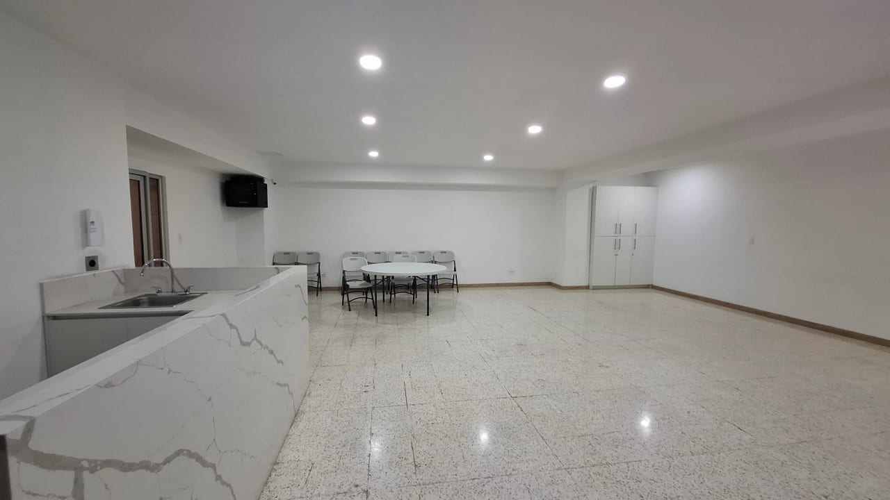 Apartamento en renta en zona 4, amueblado — foto 9 de 15