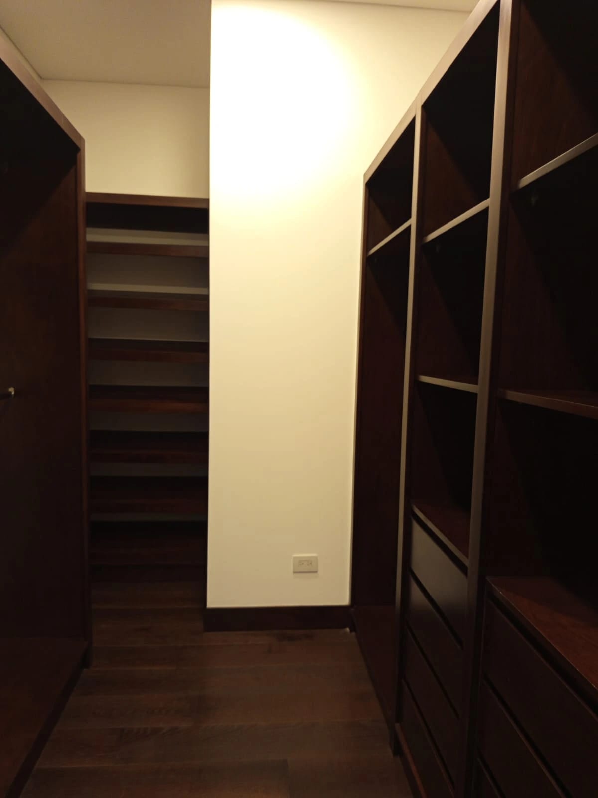 Apartamento en Zona 14 — Disponible en Venta y Renta — foto 9 de 17