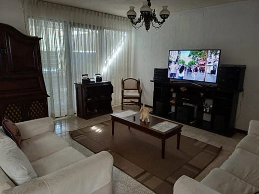 Casa en renta zona 15 VH I fuera de garita — foto 1 de 14