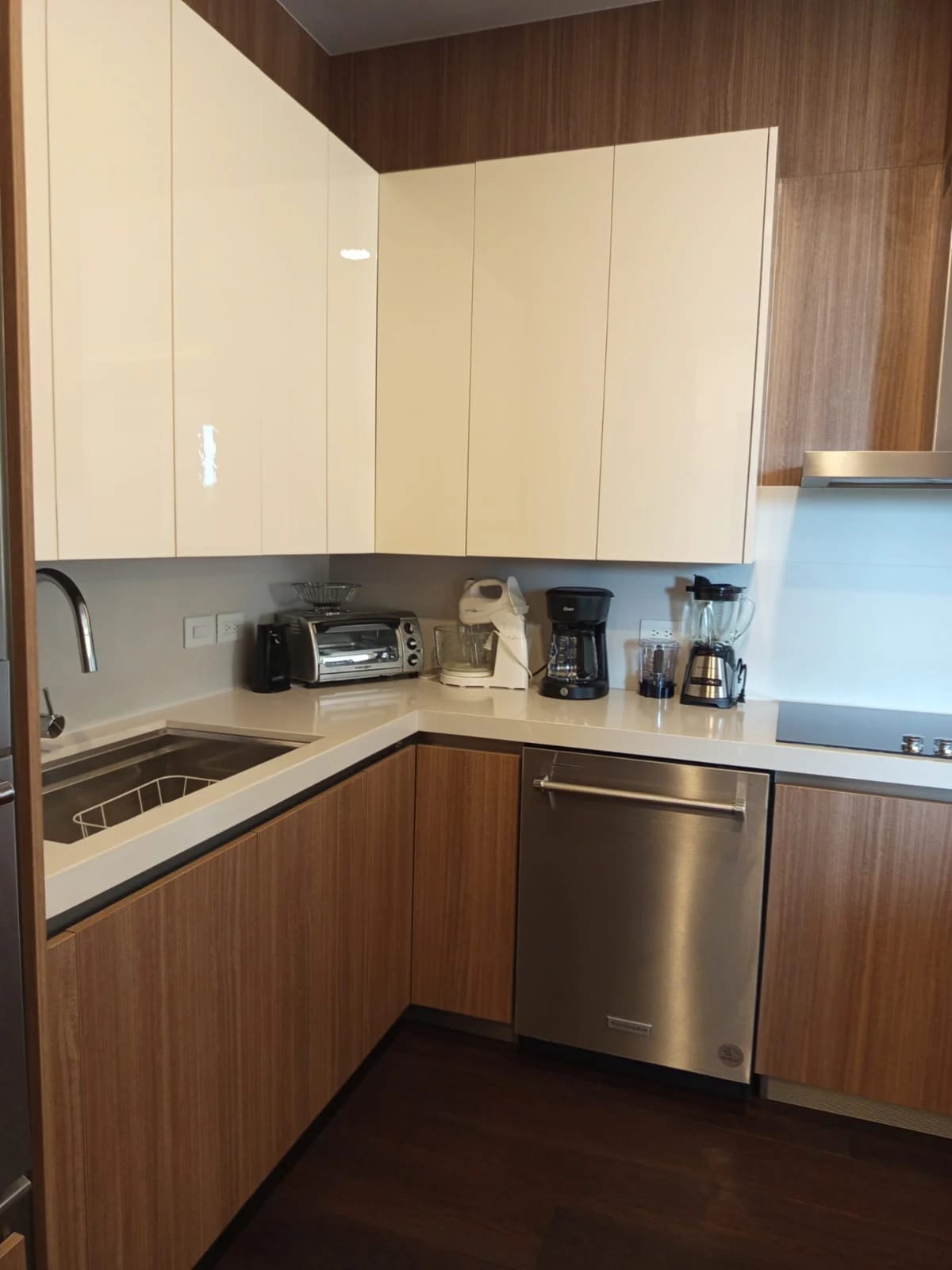 Apartamento en Zona 14 (renta Amueblado /con Opción a Venta) — foto 7 de 17