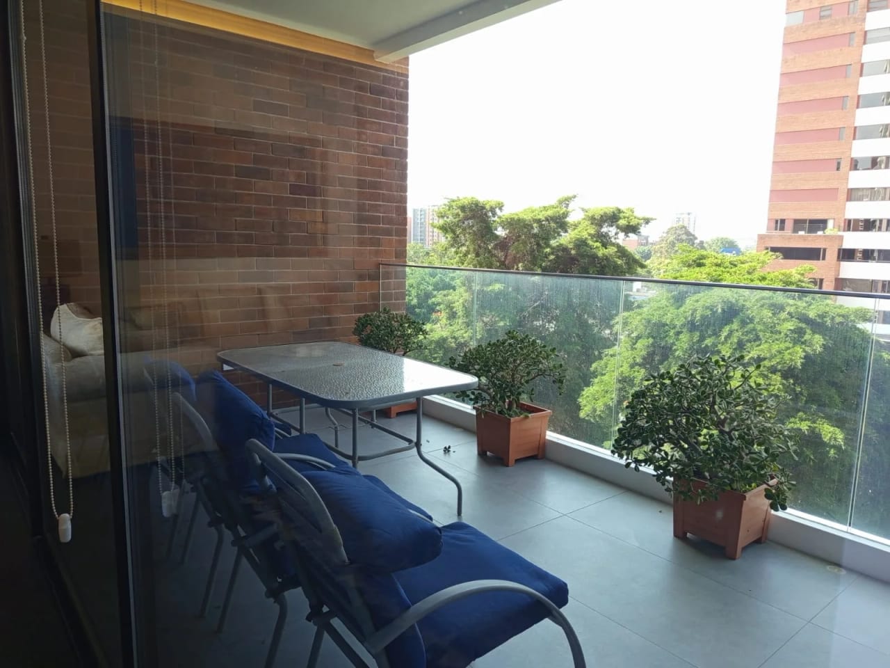 Apartamento en Zona 14 (renta Amueblado /con Opción a Venta) — foto 16 de 17