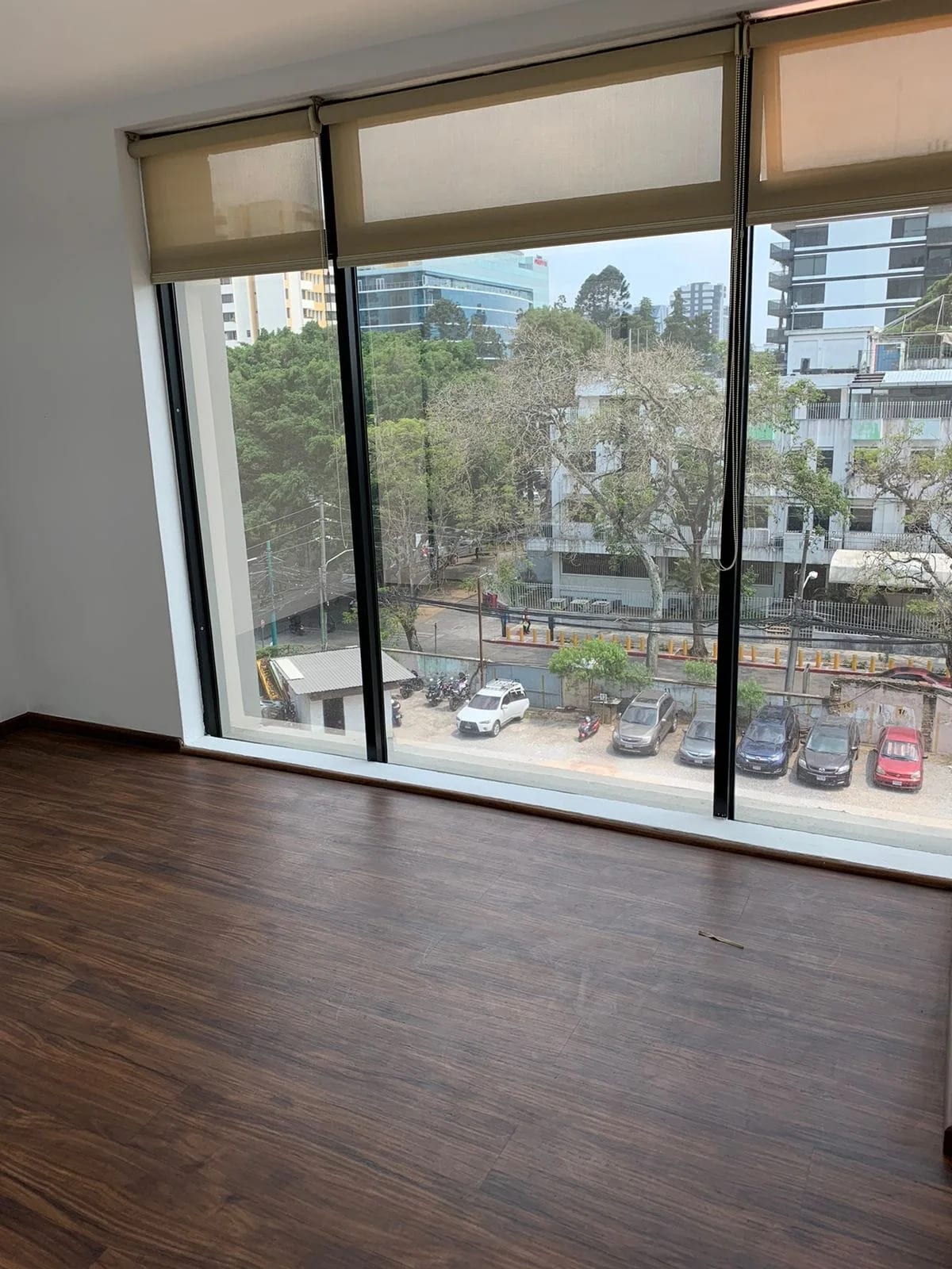 Venta de Oficina en Avenida Reforma (zona 9) — foto 11 de 14