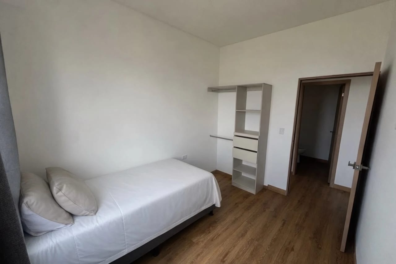 Apartamento completo y amueblado, zona 2. — foto 5 de 9