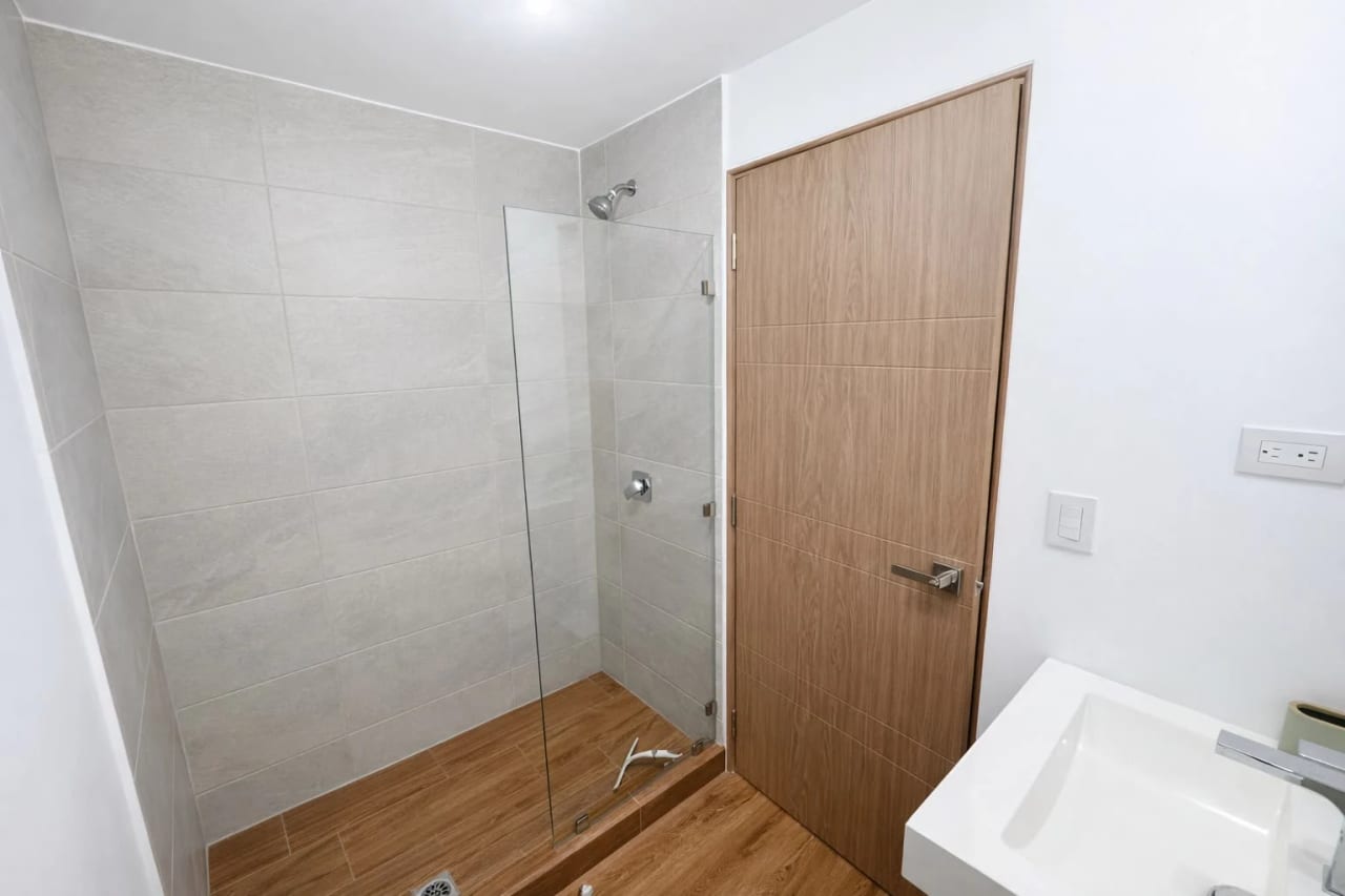 Apartamento completo y amueblado, zona 2. — foto 8 de 9