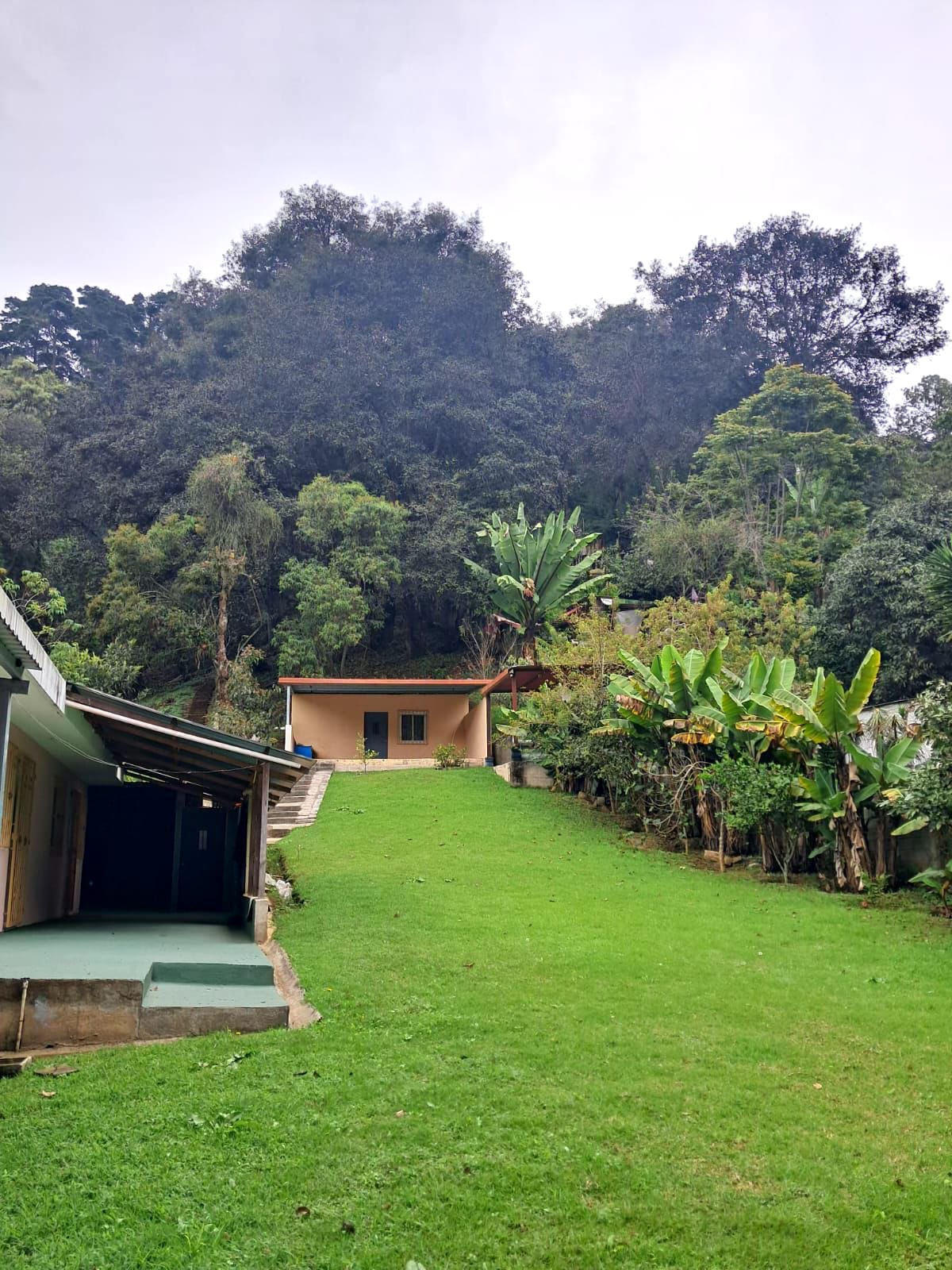 Terreno en venta Santiago Sacatepequez — foto 1 de 15