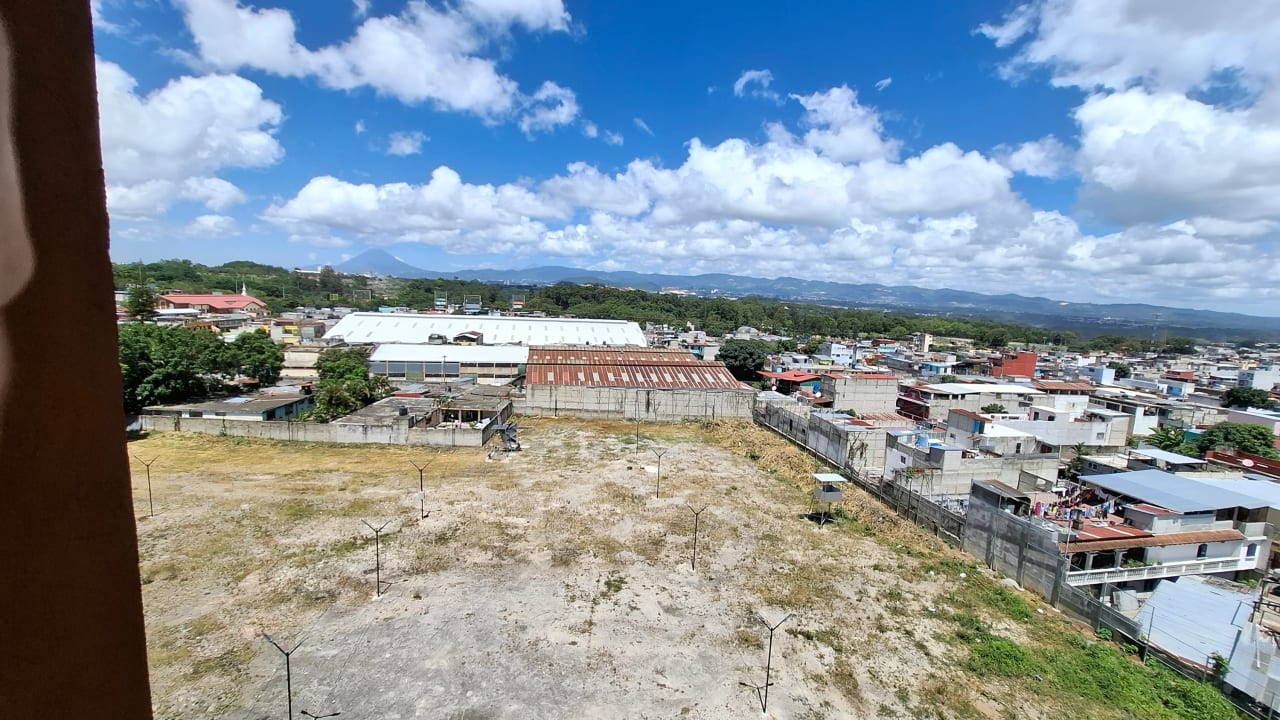 Apartamento en renta en zona 6, nivel alto — foto 11 de 16