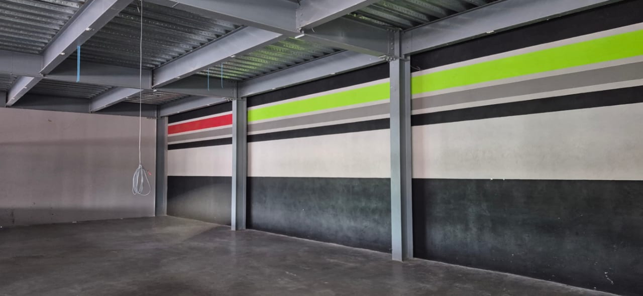 Espacioso Local Comercial de 1,305 m² en RENTA ¡excelente ubicación! — foto 5 de 11