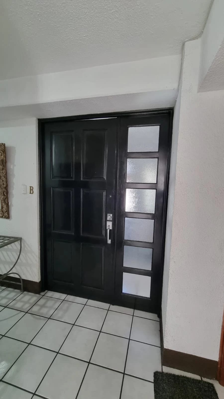 Amplio Apartamento Amueblado en Zona 13 — foto 1 de 17
