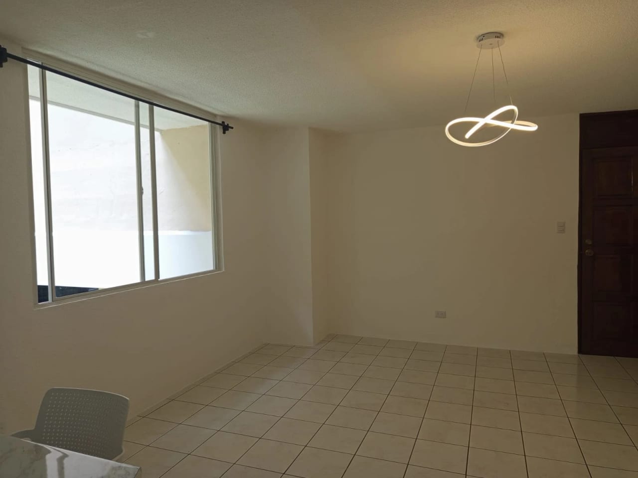 Apartamento en Renta y Venta en zona 16 Colonia La Montaña — foto 4 de 14