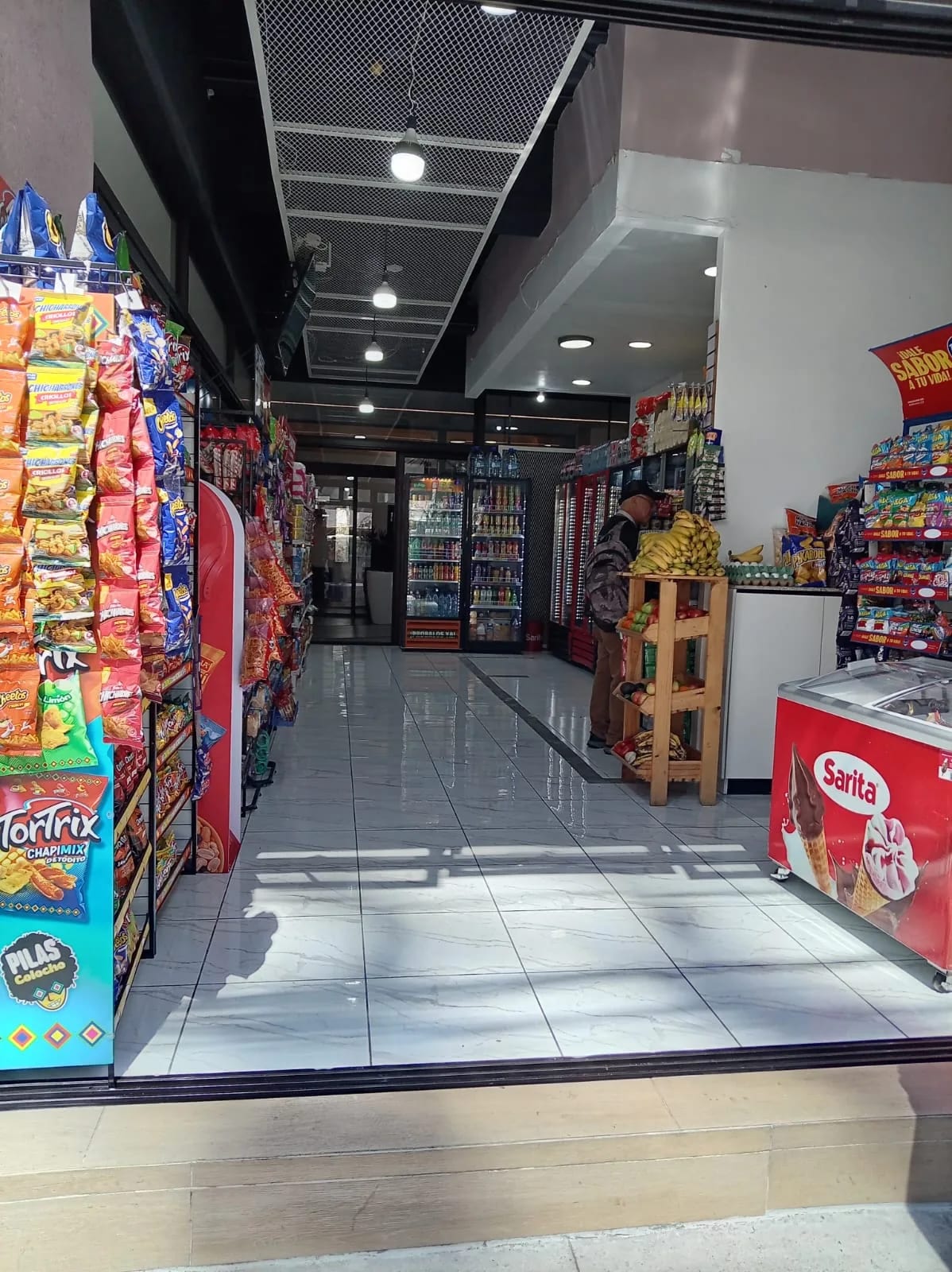 Local en Renta – Estratégica Ubicación en Zona 10 — foto 14 de 15