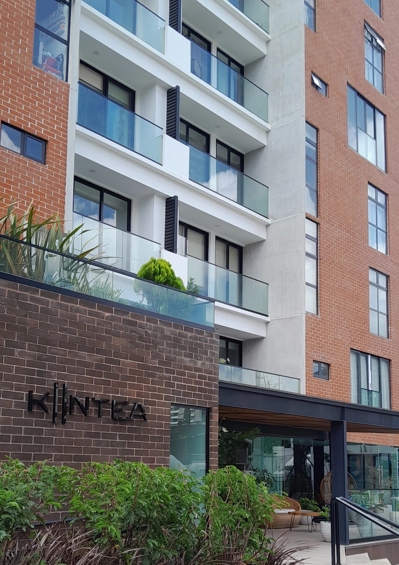 Apartamento en Renta Kiintea Zona 15 Vista Hermosa — foto 1 de 17