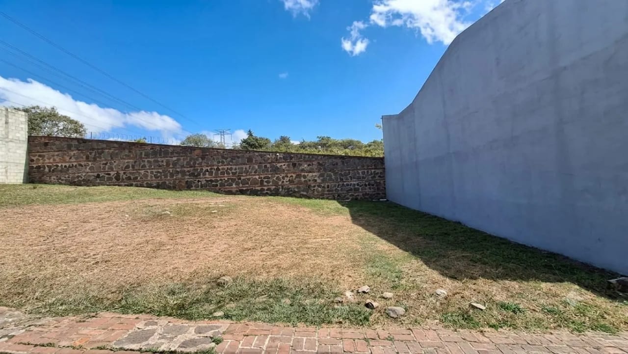 Terreno en Venta Zona 18 — foto 2 de 3