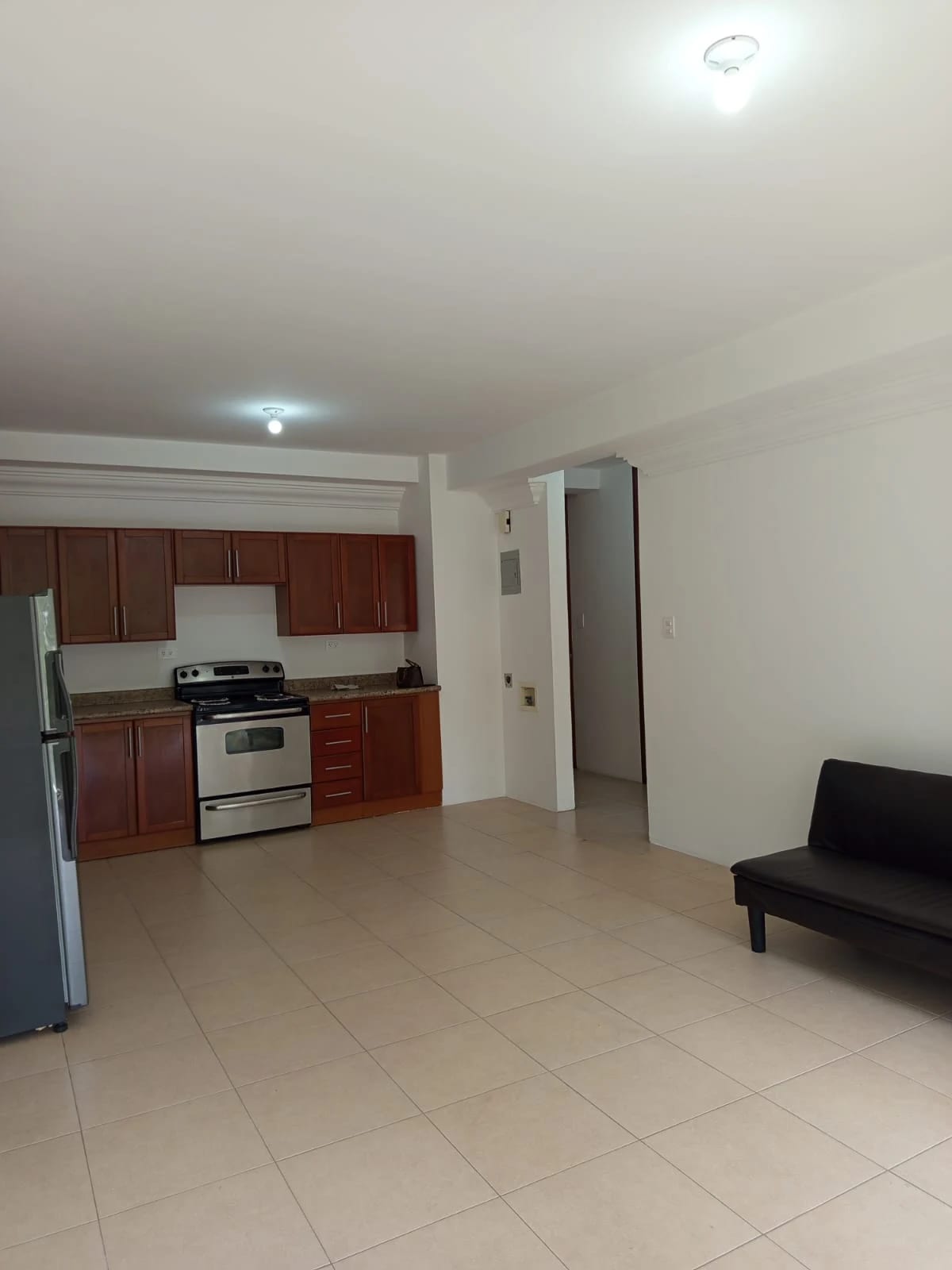 Disponible para Renta - Zona 16 Ideal para Estudiantes — foto 3 de 14