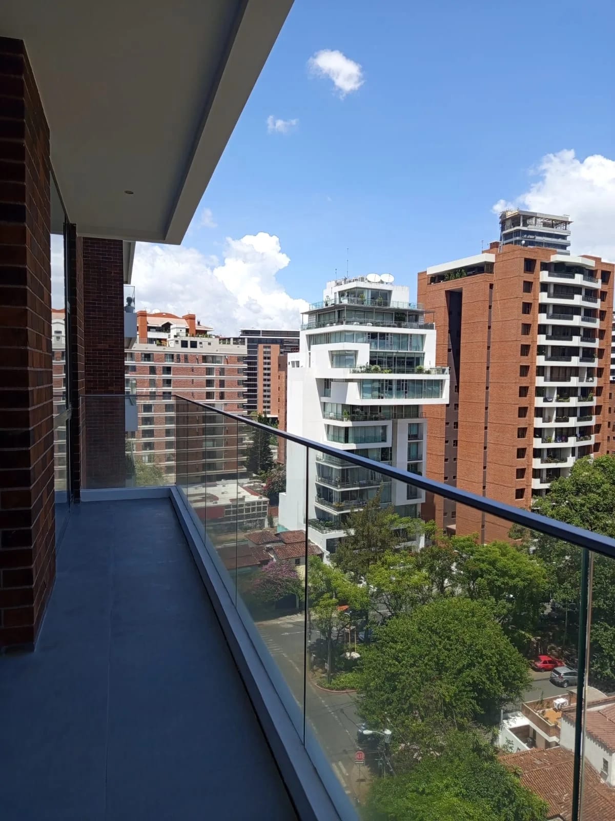 Apartamento en Renta y Venta en Zona 14 Dos Habitaciones — foto 7 de 17