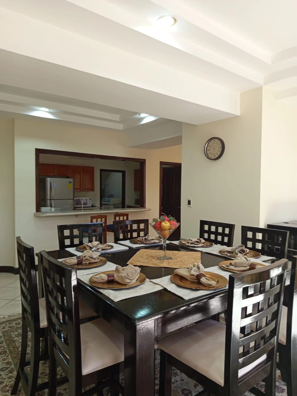 Apartamento en renta amueblado en zona 10 de 3 habitaciones — foto 17 de 17