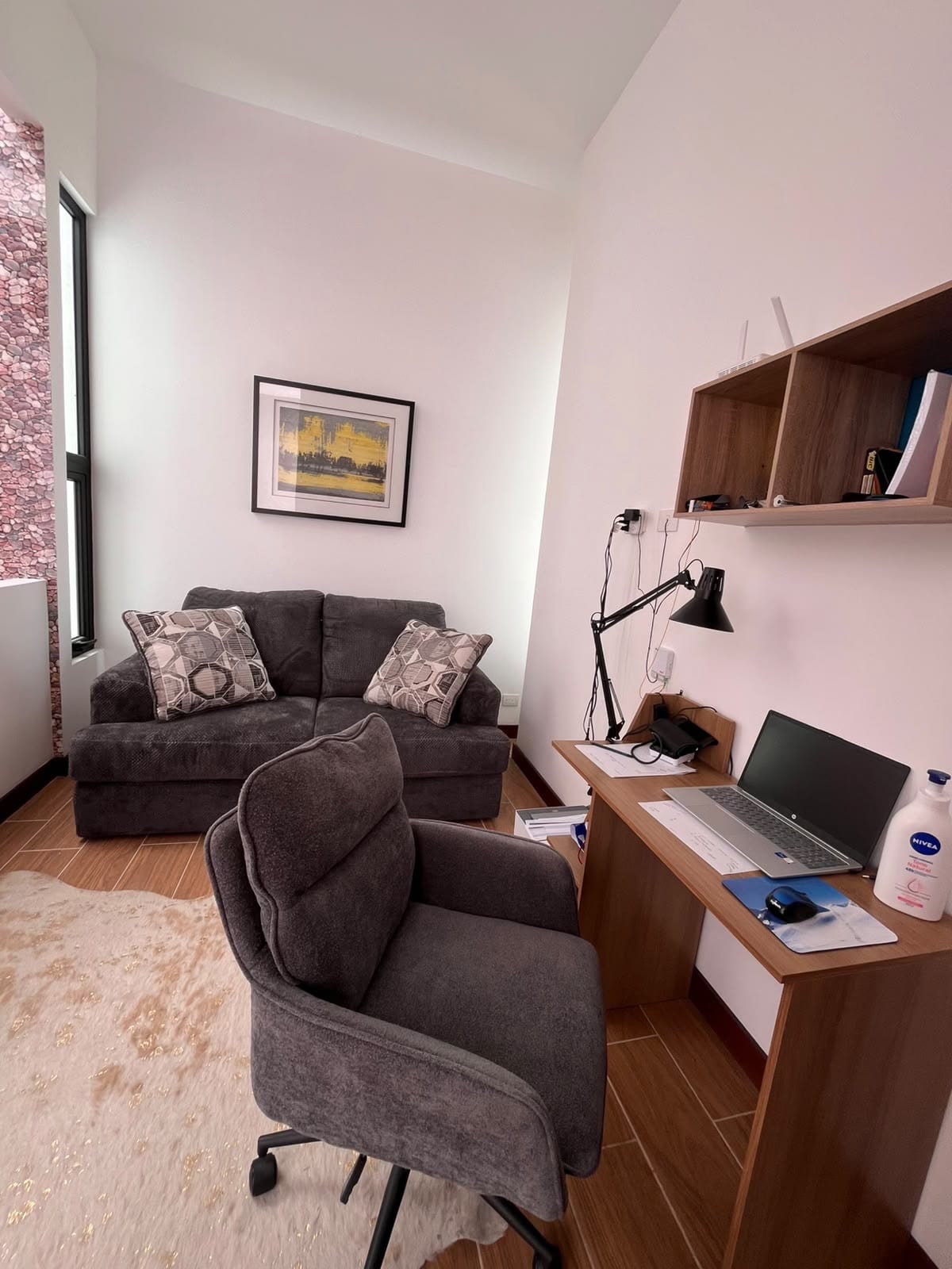 espacio para oficina — Casa en Venta Santa Catarina Pinula Condominio 7 Gotas — foto 4 de 17