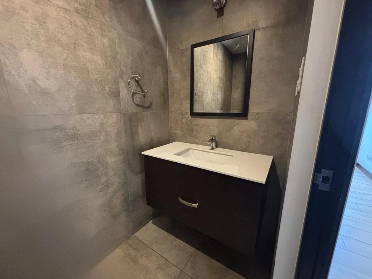 Apartamento en Renta en Edificio LIV, Vista Hermosa 1, zona 15 — foto 9 de 13