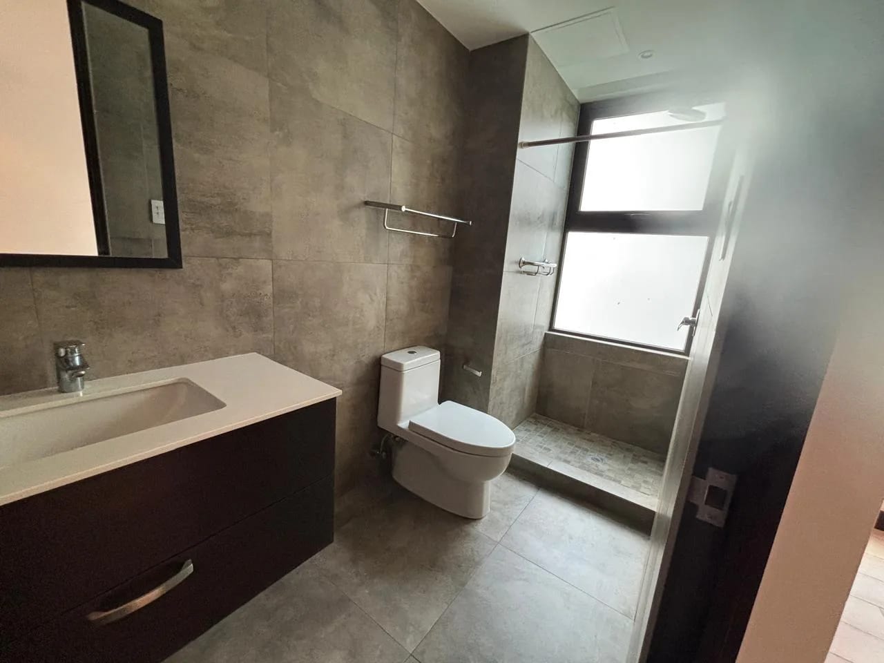 Apartamento en Renta en Edificio LIV, Vista Hermosa 1, zona 15 — foto 10 de 13