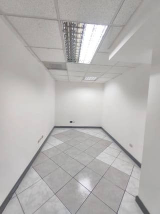 Oficina en Renta zona 14 — miniatura 7 de 11