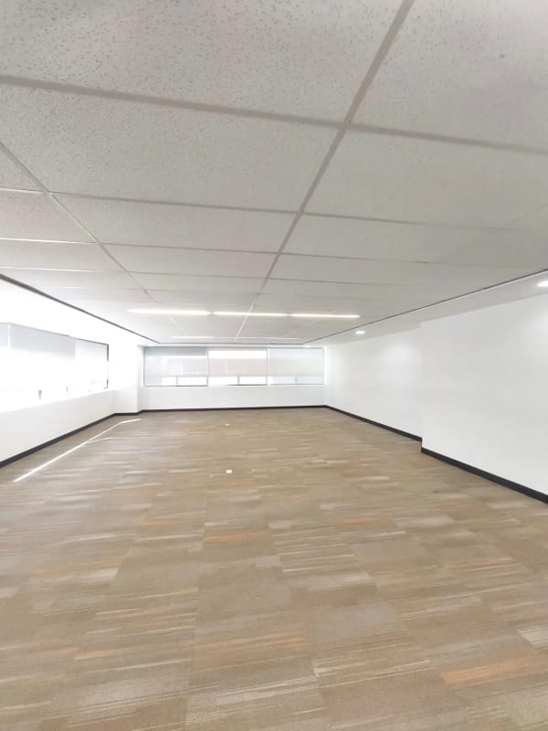 Oficina en Renta zona 10 (Con opción a Venta) — foto 12 de 13