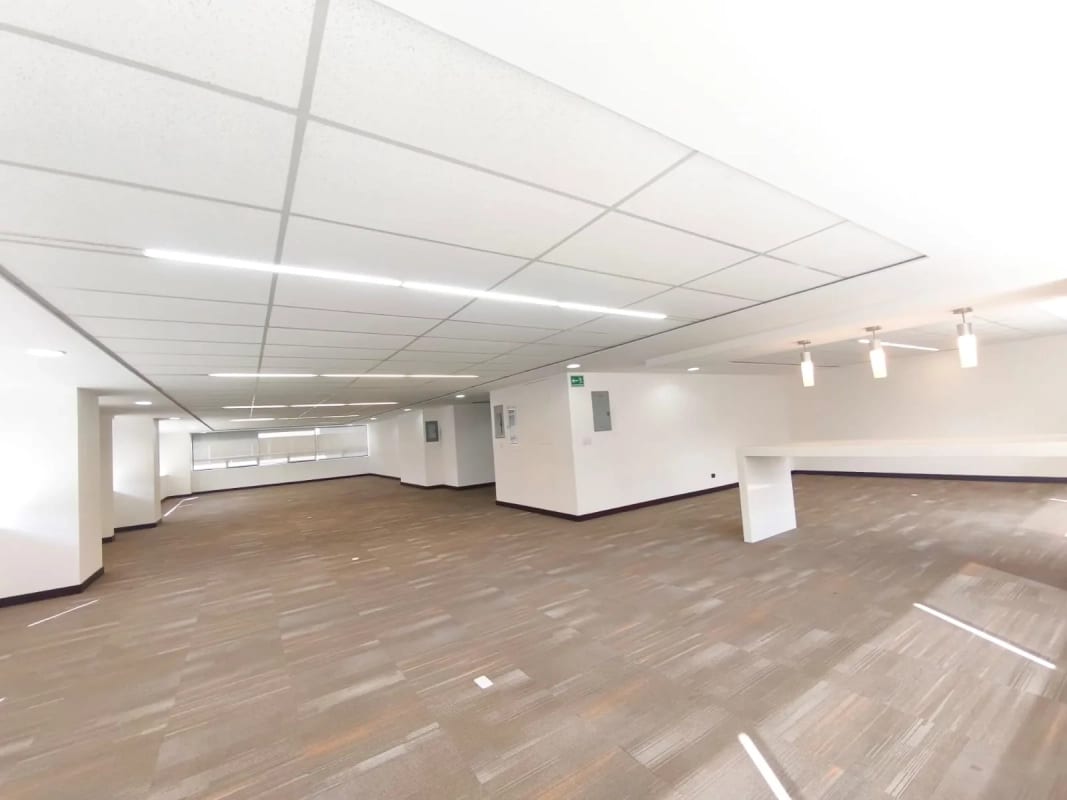 Oficina en Renta zona 10 (Con opción a Venta) — foto 11 de 13
