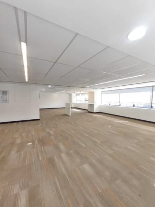 Oficina en Renta zona 10 (Con opción a Venta) — miniatura 5 de 13