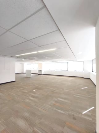 Oficina en Renta zona 10 (Con opción a Venta) — miniatura 4 de 13