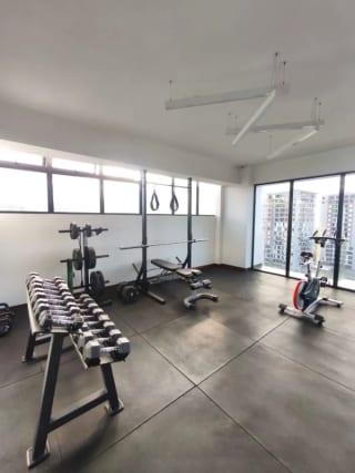 Apartamento  Amueblado en Renta - Zona 10 (Opción a Venta) — miniatura 3 de 17