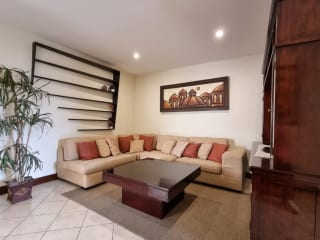 Apartamento Amueblado en Renta o Venta Zona 10 — miniatura 16 de 17