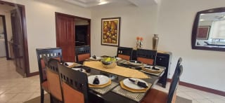 Apartamento Amueblado en Renta o Venta Zona 10 — miniatura 2 de 17