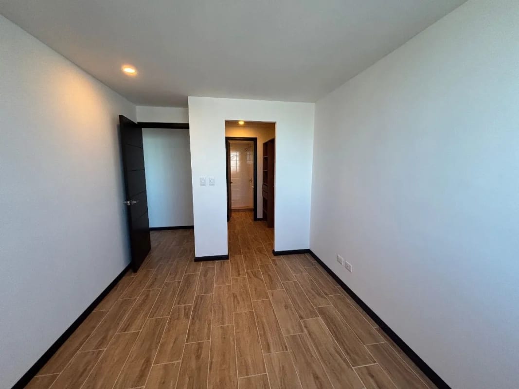 Apartamento en Renta en Essenza, zona 13, Guatemala — foto 10 de 13