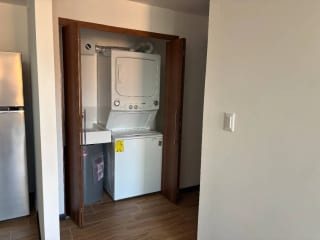 Apartamento en Renta en Essenza, zona 13, Guatemala — miniatura 5 de 13