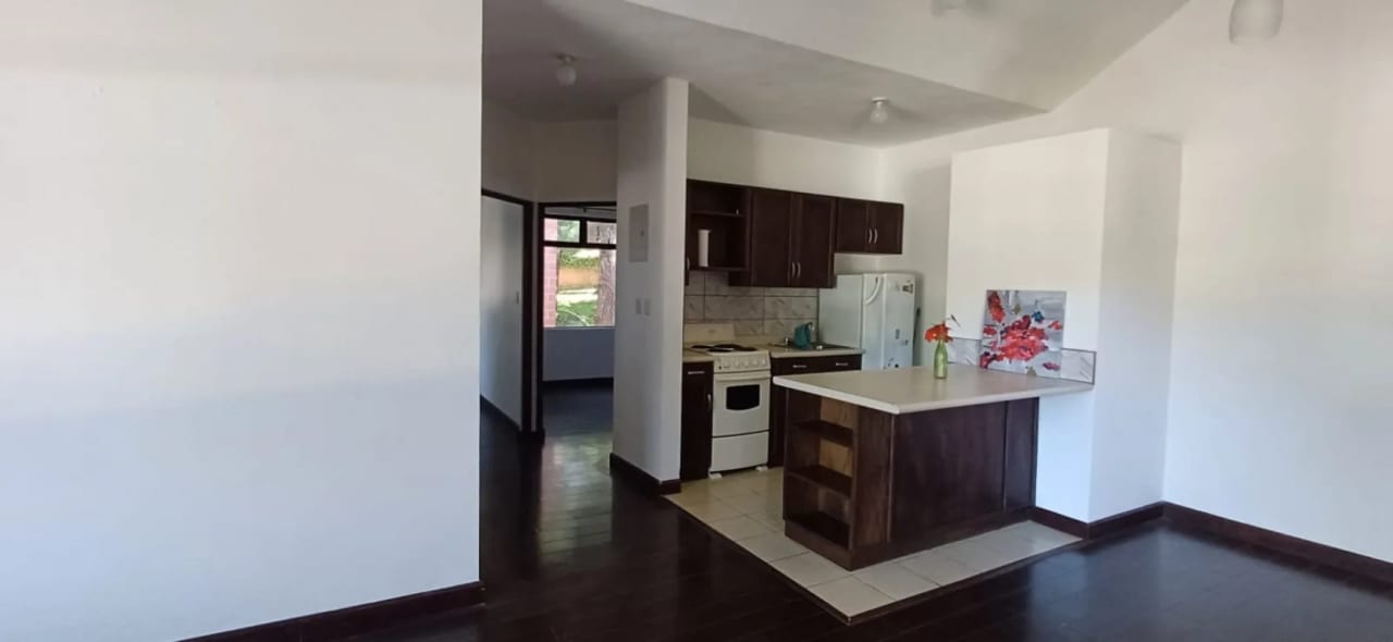 Apartamento en Renta en Carretera a El Salvador — foto 1 de 17