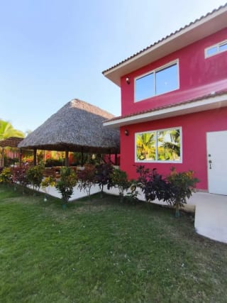 Casa en venta en Monterrico — miniatura 1 de 17