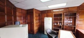 VENTA DE OFICINA EN EDIFICIO EN ZONA 4 — miniatura 8 de 9