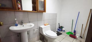 VENTA DE OFICINA EN EDIFICIO EN ZONA 4 — miniatura 6 de 9